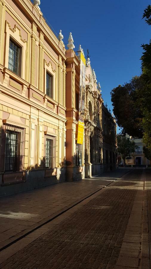 Like Home Sevilla - Museo Buitenkant foto