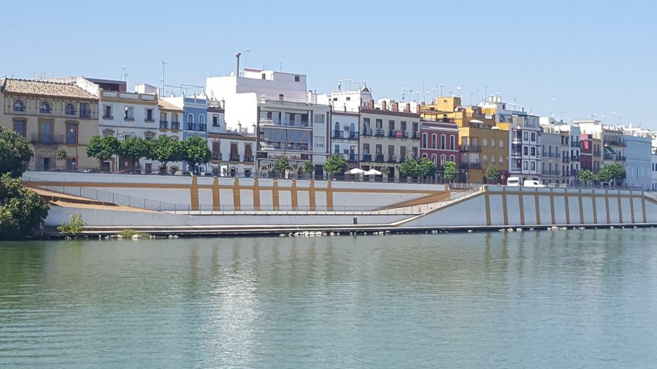 Like Home Sevilla - Museo Buitenkant foto